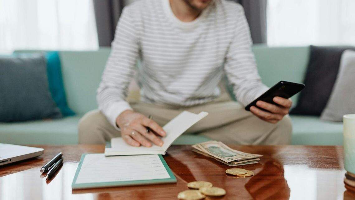 How to Handle a U.S. Household Budget While Helping Your Family Abroad