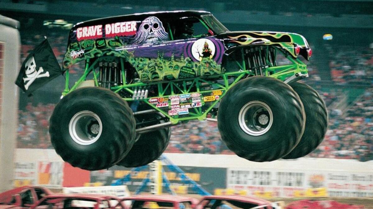 Grave Digger will compete in the Monster Jam Triple Threat Series.