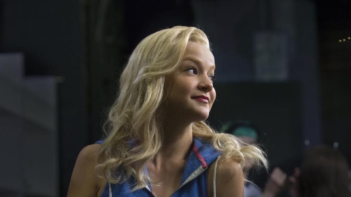 Actress Lauren Zakrin plays Elle Woods in the Music Circus season opening production of “Legally Blonde.”