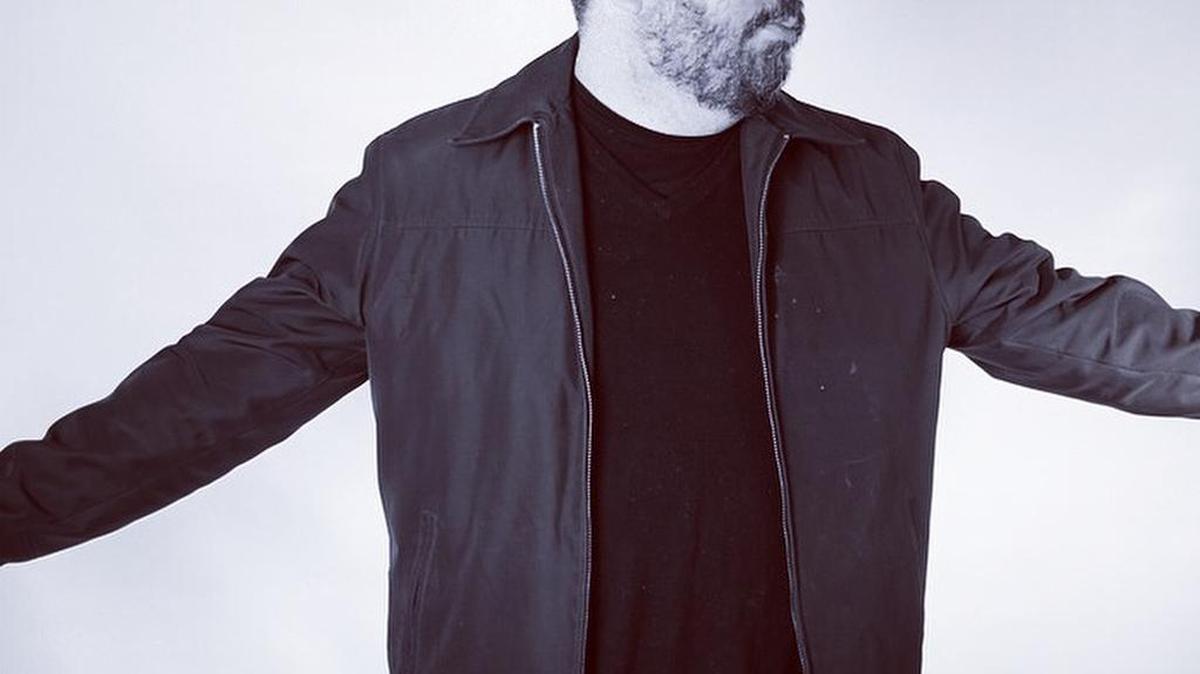 Comedian Johnny Taylor will record his second album Saturday night at Harlow’s.