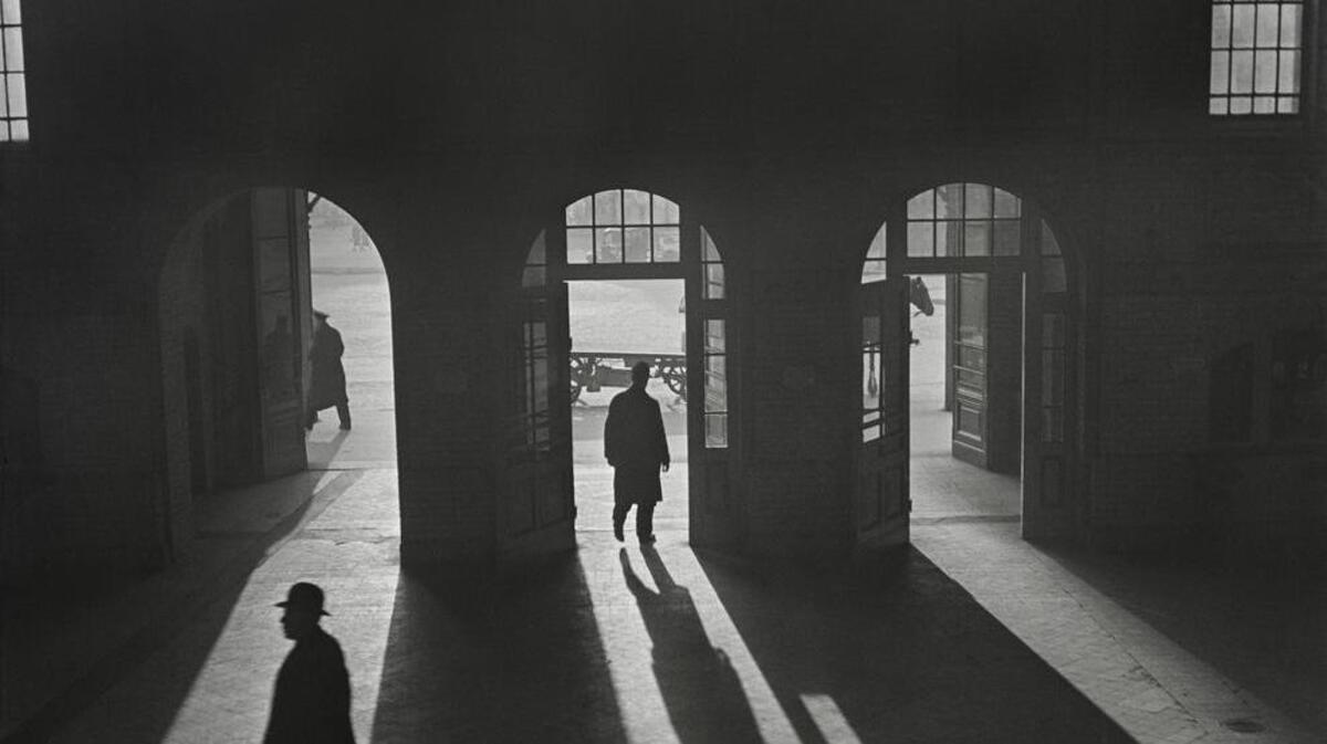 The Contemporary Jewish Museum’s presentation of “Roman Vishniac Rediscovered,” including this railway terminal photo, opens Feb. 11.