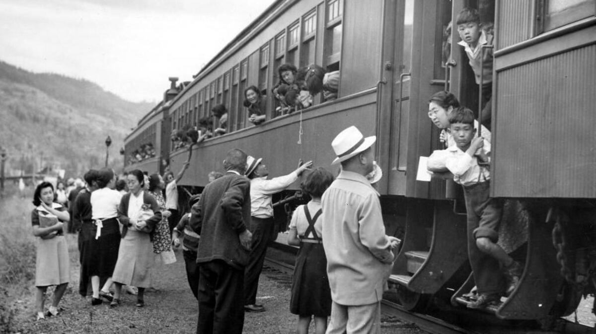 “Japanese internees leaving Slocan Valley, B.C.”