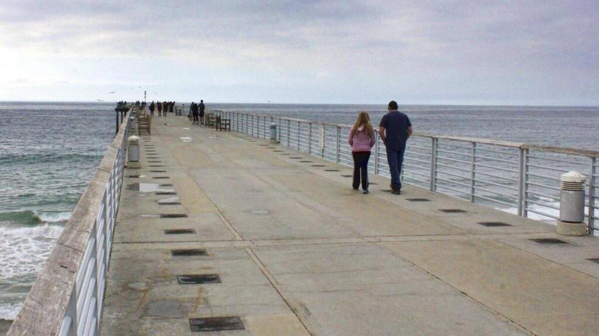 The Hermosa Beach Pier, a laid-back strolling spot along the coast southwest of down town Los Angeles, can be spotted in the multiple-Oscar-nominated film “La La Land.”