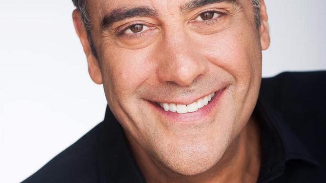 Don’t expect family entertainment in Brad Garrett’s stand-up routine