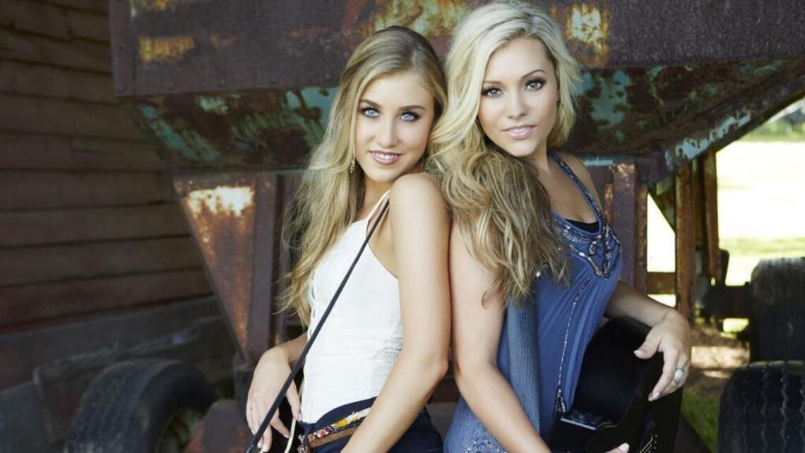 Putting ‘bro-country’ on blast, Maddie & Tae appear at Reno’s Silver Legacy