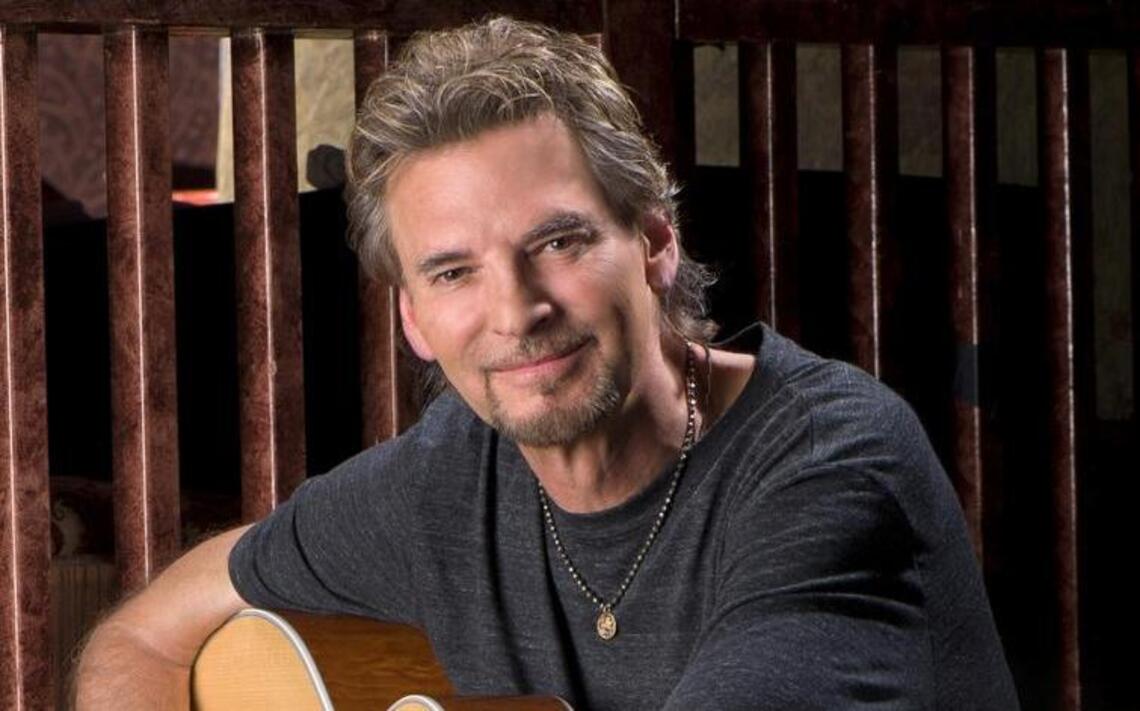 Loggins, Air Supply, Valli, John head to Thunder Valley