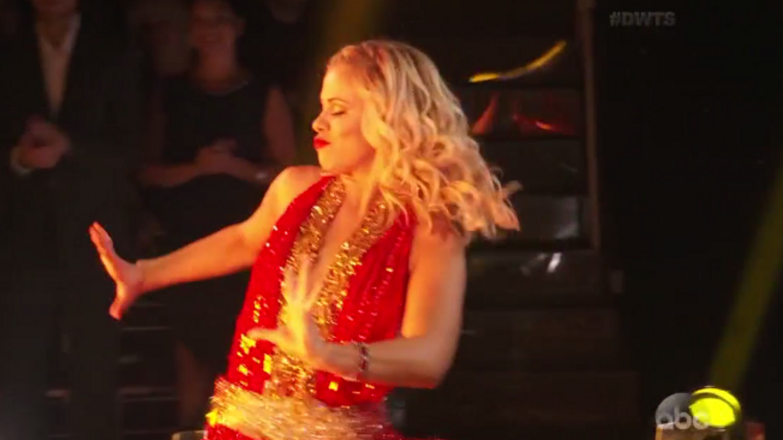 Sacramento’s Paige VanZant bested by model on ‘DWTS’