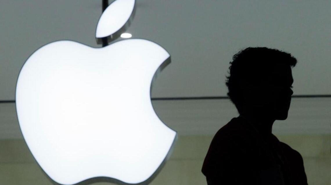 Apple updates iPad line, launches red iPhone 7