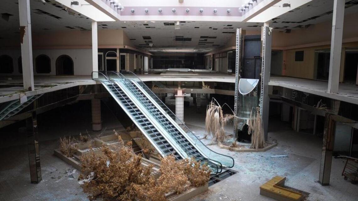 Photographer captures the 'creepiest' abandoned mall in America - and he's right