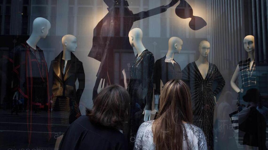 Mannequin Challenge sweeps the internet