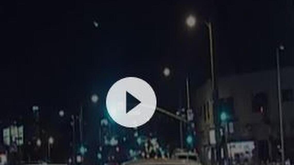 Mysterious light streaks across Southern California night sky