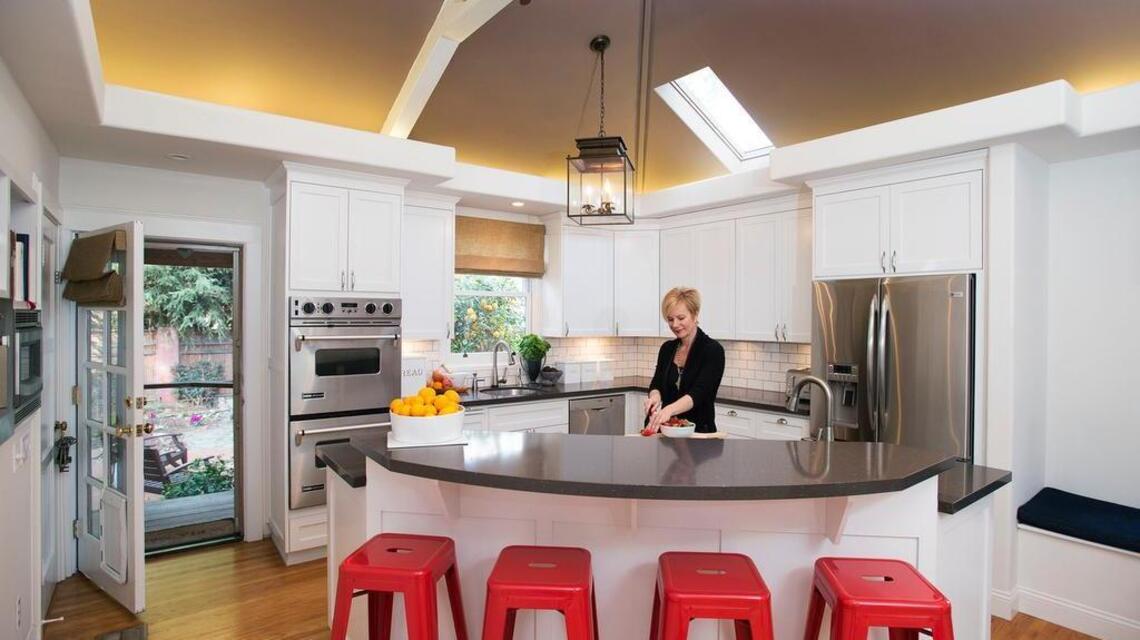 Celebrity designer Kerrie Kelly opens the doors to her Sacramento house