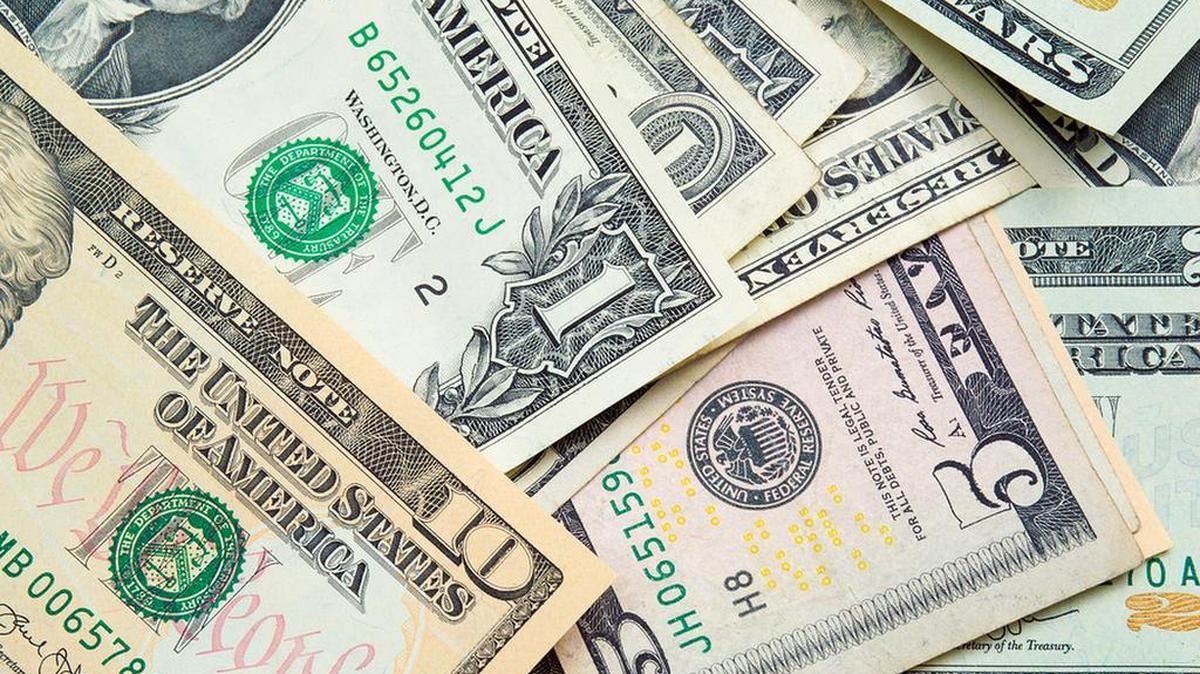 A Lexington, Ky., man won a top $225,000 prize recently playing Kentucky Lottery, according to a Monday release.