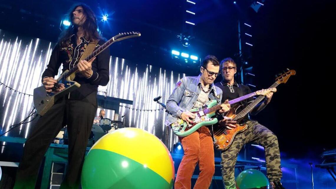 Weezer is coming to Sacramento for 30th anniversary album tour. How to get tickets