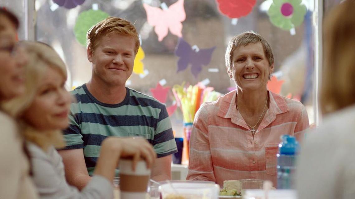 Jesse Plemons and Molly Shannon in “Other People”