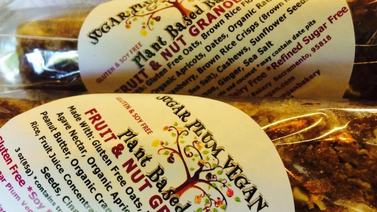 
Sugar Plum Vegan fruit and nut granola bar.
