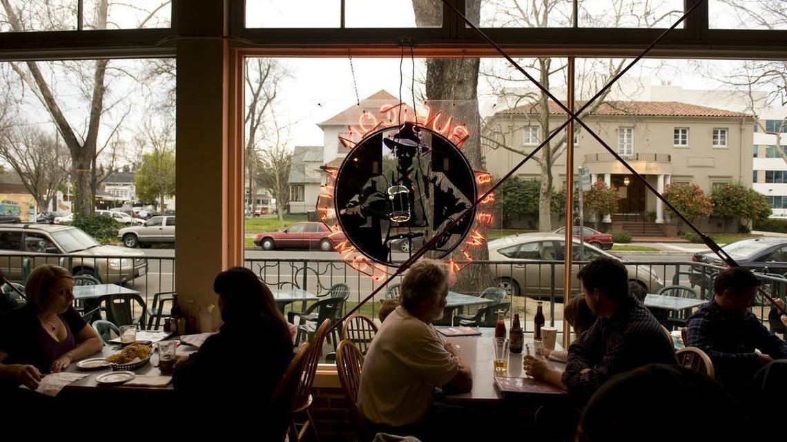 Pioneer in Sacramento’s craft beer movement closing its doors