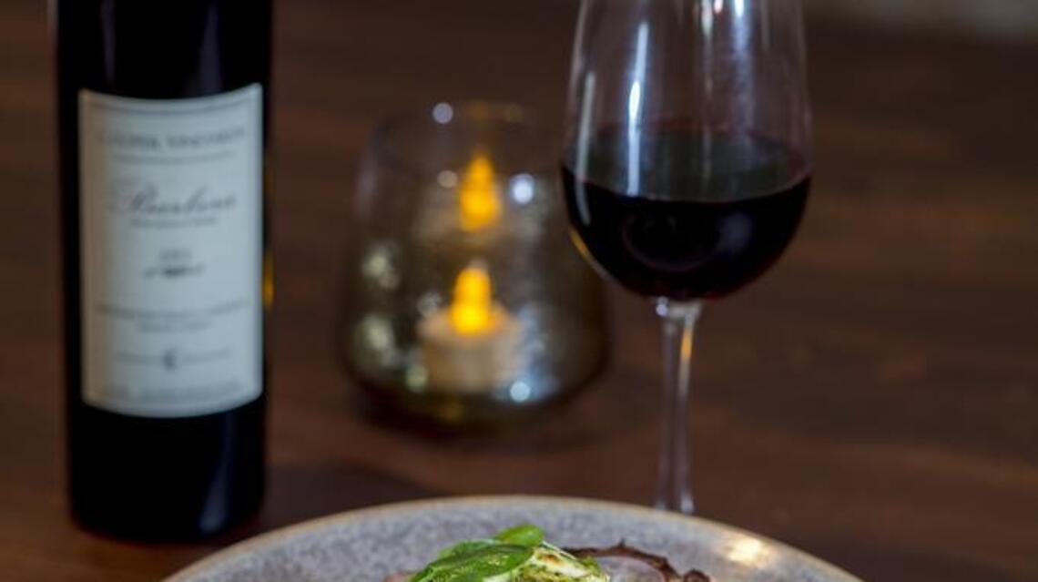 This local roadhouse is not afraid to flavor its steak