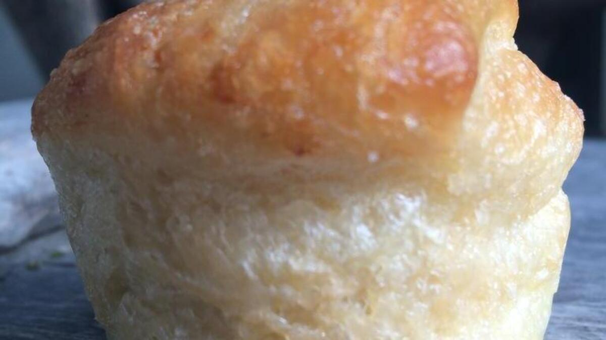 Nugget butterflake rolls