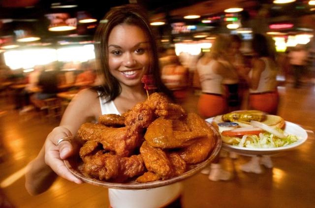 Are Hooters CA locations open after restaurant closures? | Sacramento Bee