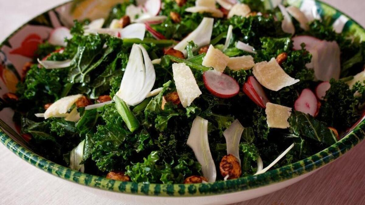 The Obamas’ Thanksgiving menu includes this salad, made with kale harvested from the White House garden.