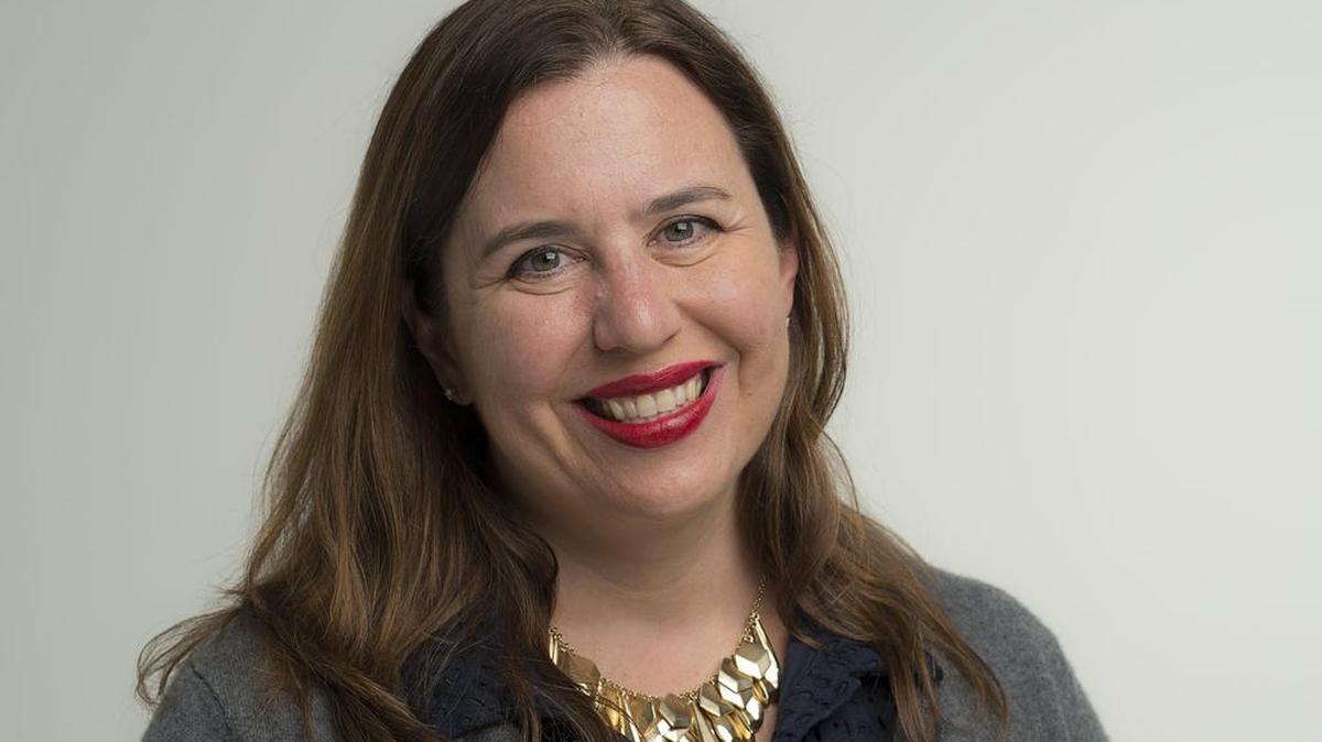 Kate Washington, who has written about food for Sunset magazine and Zagat, is The Sacramento Bee’s new dining critic.