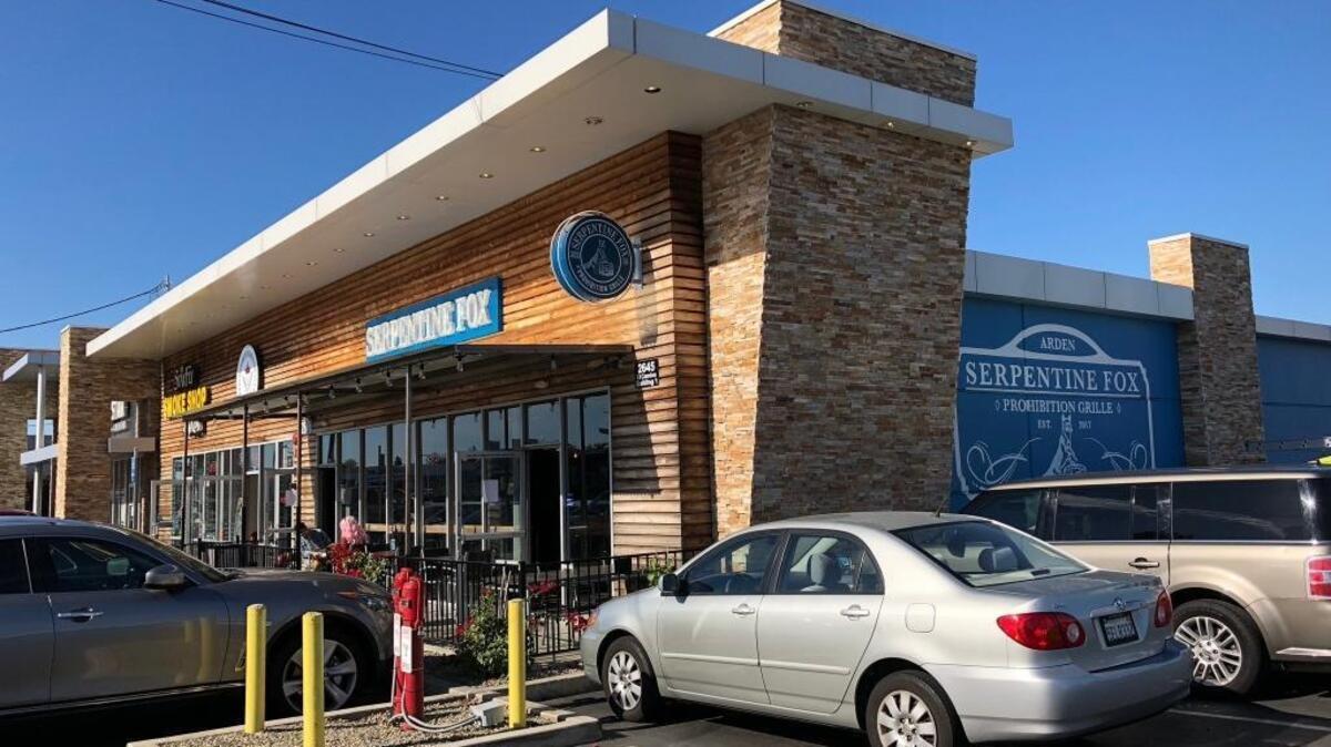 Serpentine Fox Prohibition Grille