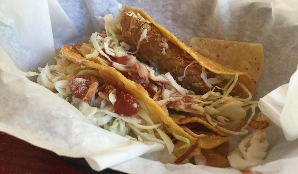 Fish tacos at Swabbies on the River