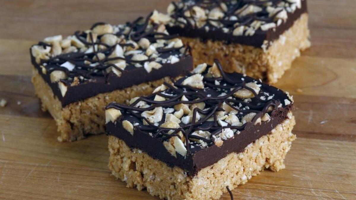 No-bake peanut butter bars are among the bar cookies that travel well.