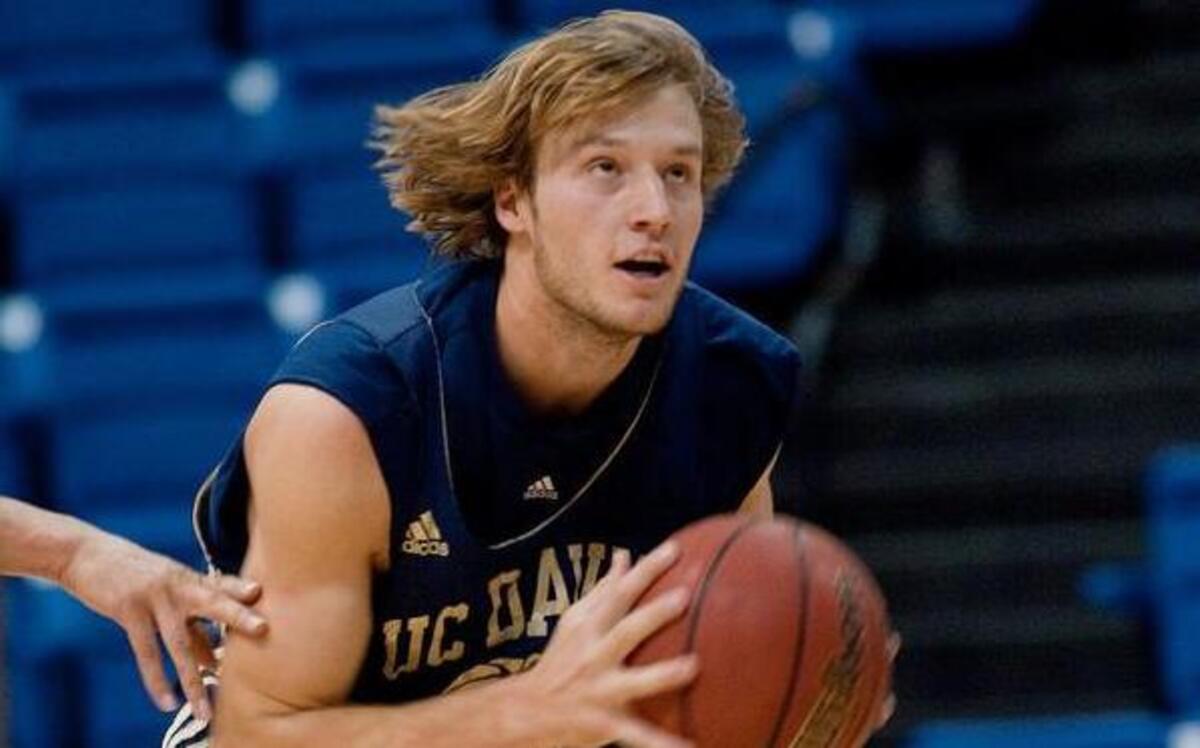 
UCD basketball star Joe Harden earned a bachelor’s degree in viticulture and enology in 2011.

