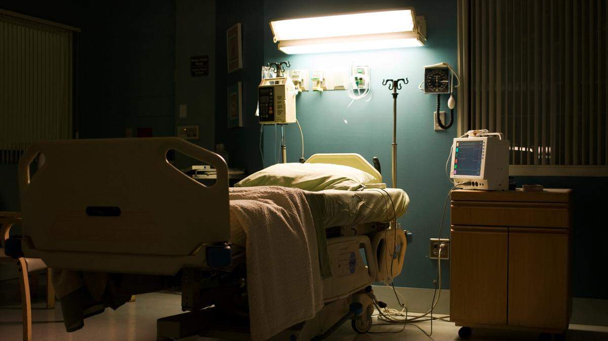 Sacramento is one of only two counties in California that allows multiple private, usually for-profit health insurance plans to contract with the state government to pay for health care services. In Sacramento, Medi-Cal beneficiaries are assigned to any one of five different private insurance plans. Other counties have fewer plans. San Francisco and Los Angeles each have two plans, and Yolo and San Mateo each have one.