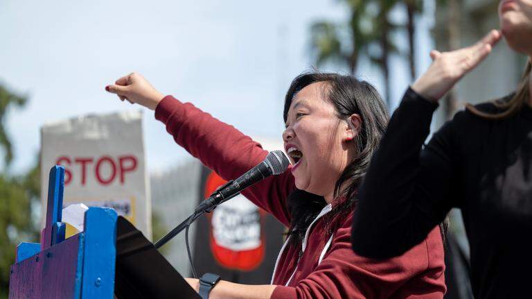 The Sacramento Bee backs Mai Vang over Doris Matsui in 7th District race. Here's what to know