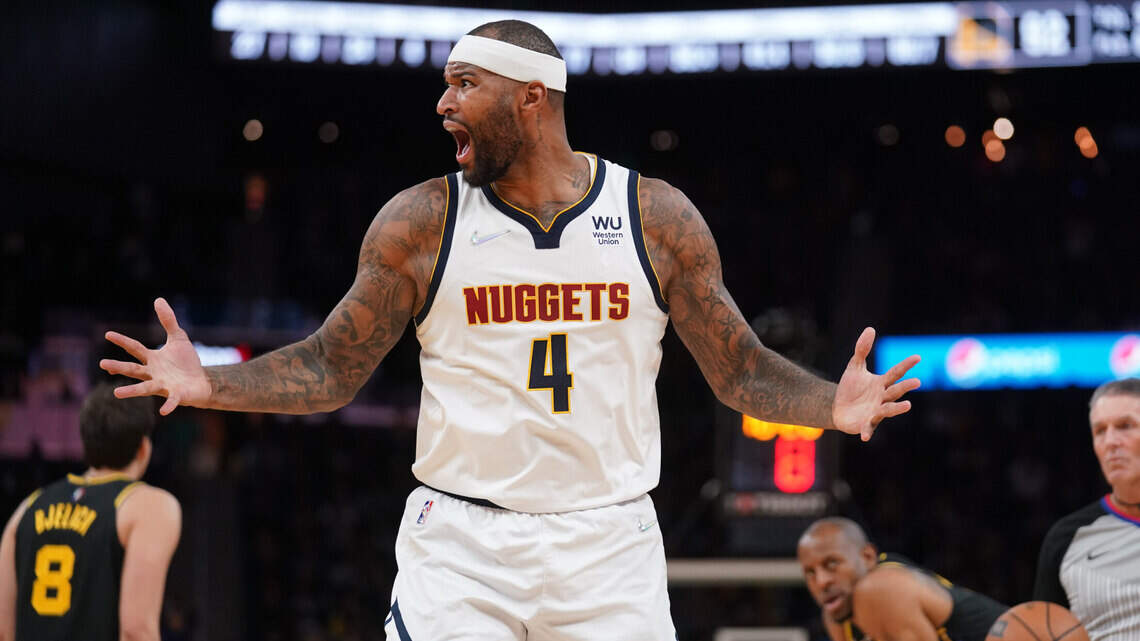 Wild video: Fans hurl food, drinks at former Kentucky star DeMarcus Cousins