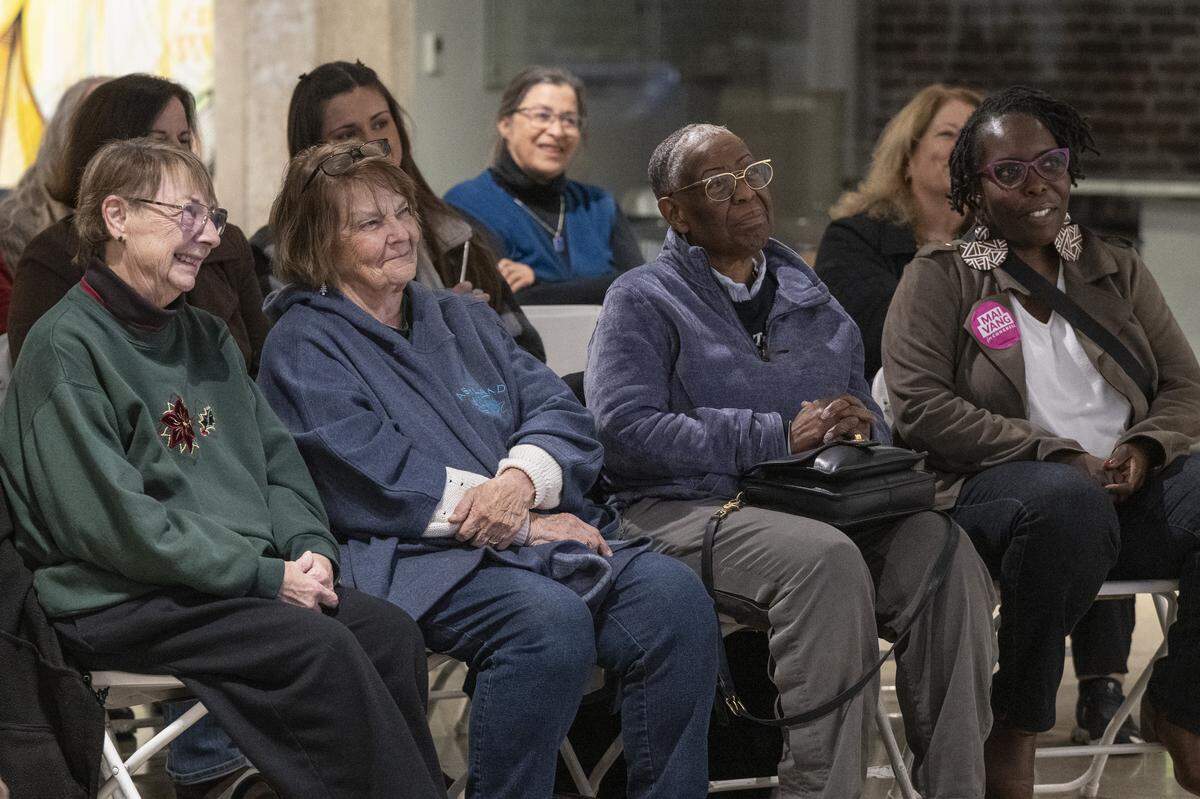 The audience listens to former Sacramento Bee reporter Sam Stanton interview Sacramento County District Attorney Thien Ho about Ho’s experience prosecuting the Golden State Killer during a live Q&A at The Sacramento Bee’s office in Sacramento on Tuesday, Dec. 9, 2025.
