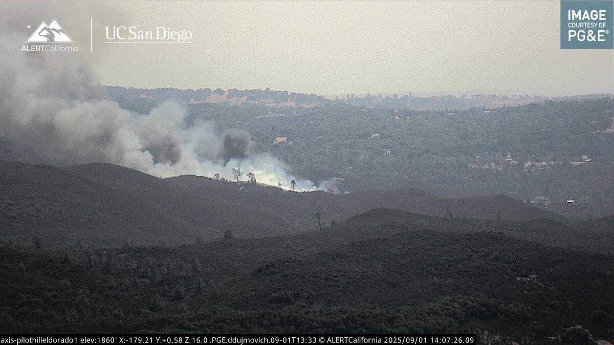 The Valley Fire on Sweet Valley Road near Martis Valley Road is seen burning Monday, Sept. 1, 2025, near El Dorado Hills.
