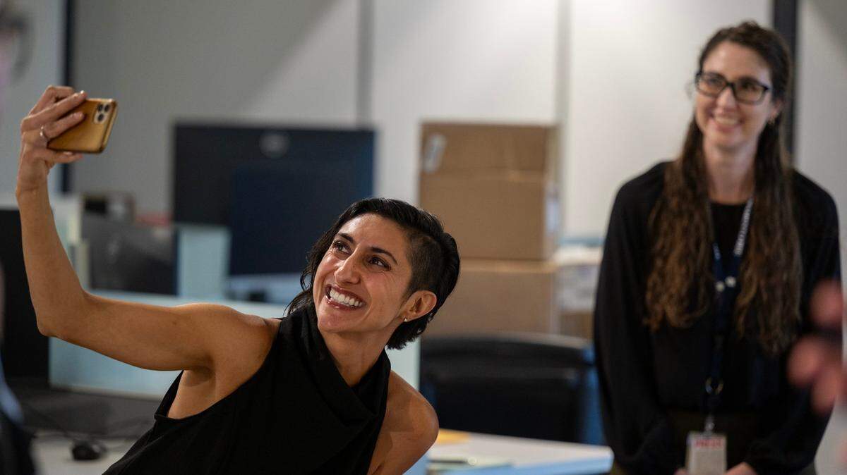 The Rind’s Sara Arbabian takes a selfie before the start of the News and Nosh with Sacramento Bee writer Benjy Egel on June 25 at the Sacramento Bee.