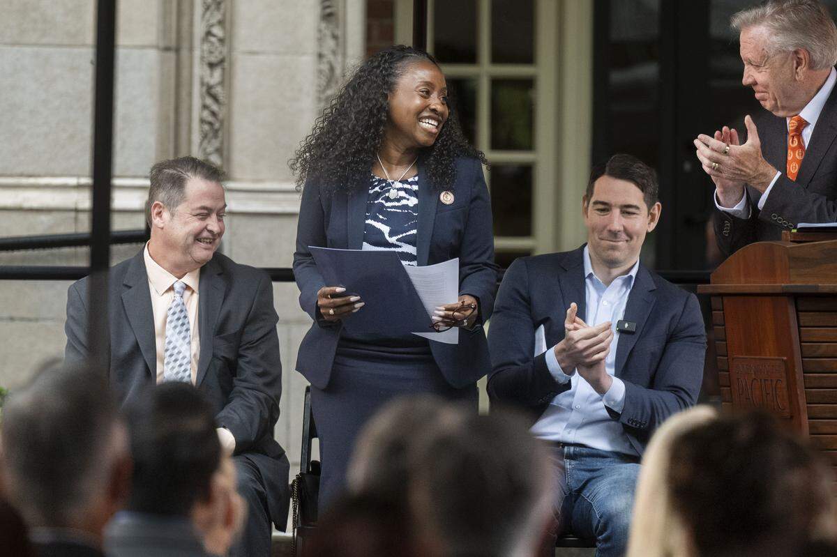 Assemblymember Rhodesia Ransom, D-Tracy, gets a round of applause after talking about the launch of University of the Pacific School of Medicine on Thursday, May 28, 2026. Ransom and U.S. Rep. Josh Harder, D-Tracy, second from left, will work on getting funding from the state and federal governments, according to University of the Pacific President Christopher Callahan, right.