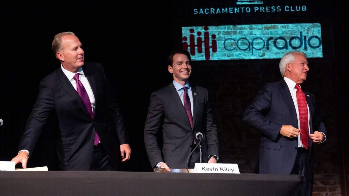 From left, former San Diego Mayor Kevin Faulconer, Assemblyman Kevin Kiley of Rocklin and businessman John Cox, all Republicans, shake hands after a debate hosted by the Sacramento Press Club and sponsored by The Sacramento Bee and Capital Public Radio at the Guild Theater on Tuesday, Aug. 17, 2021, in Sacramentos Oak Park.