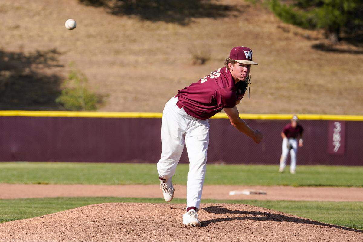Whitney High School junior Jace Gillmore pitched a complete game in the 8-4 win over Oak Ridge on Monday, May 16, 2022.