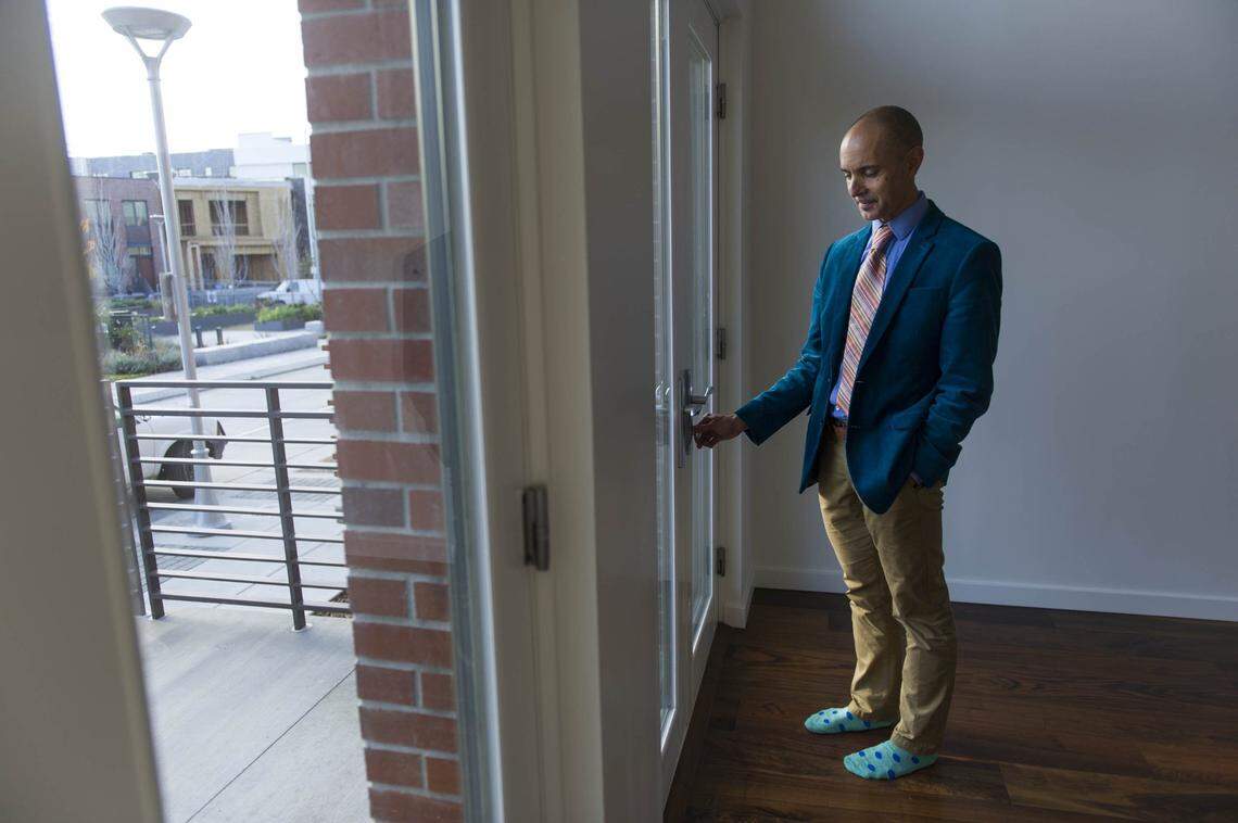 West Sacramento’s mayor Christopher Cabaldon made good on a promise to developers three years earlier: If they built housing in the city’s new Bridge District, he would be among the first to buy. Here he visits his new home in the new and stylish Park Moderns in December 2013.