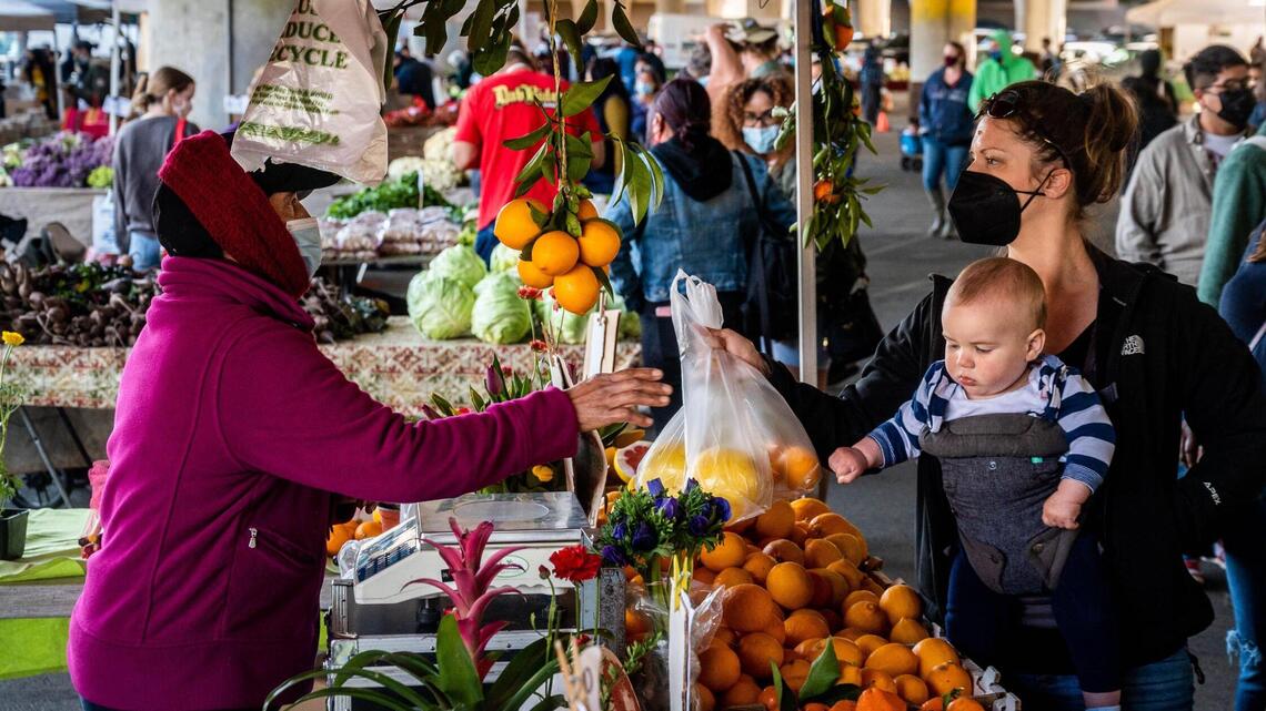 Sunday Sacramento farmers market returns downtown this weekend. Here’s what to expect