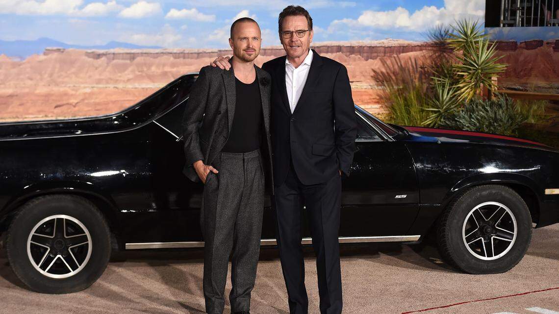 “Breaking Bad” main characters Walter White and Jesse Pinkman will have bronze statues on display in Albuquerque, New Mexico, to celebrate the hit TV show.