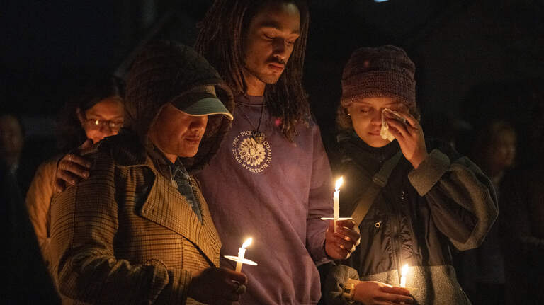 Week in photos: Vigil remembers family + Sac City sendoff + Reina in court