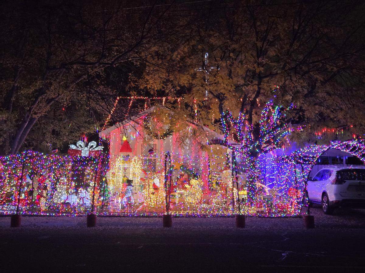 The Sacramento Bee’s holiday light guide includes 2032 South Avenue in Sacramento.