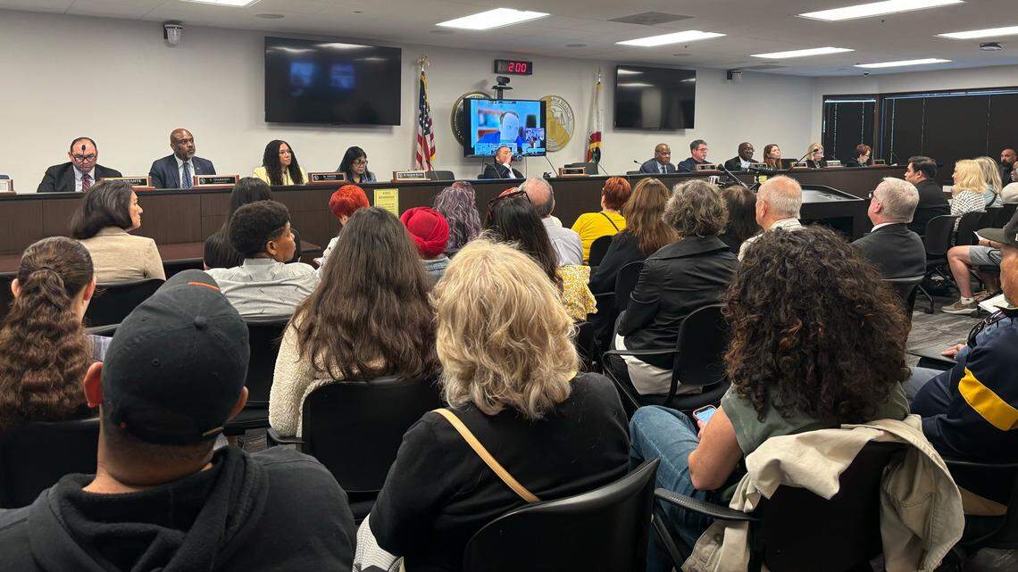 Dozens testify at parole review hearing for convicted California child molester