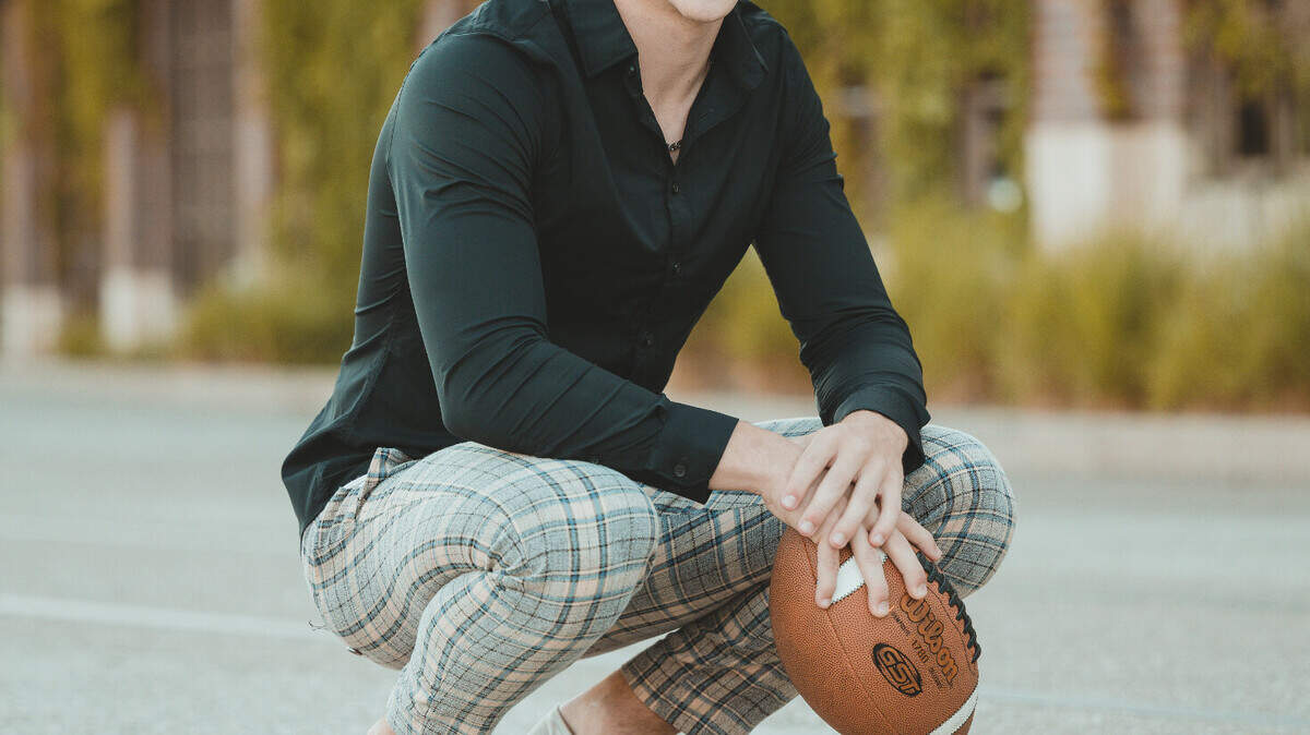 Nevada freshman running back Dylan Overstreet has over 1.6 million followers on TikTok. It’s set him up to score big-time NIL deals.