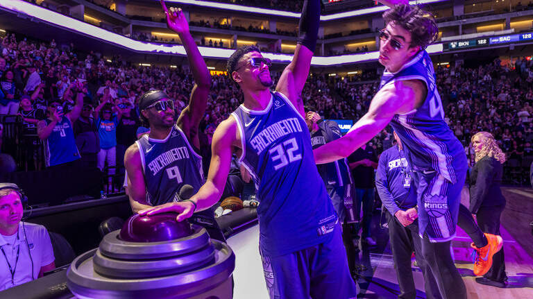 See a photo gallery of the Sacramento Kings victory against the Brooklyn Nets