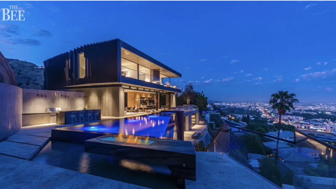 Winner of record $2B Powerball jackpot buys Los Angeles mansion. Check out the spread