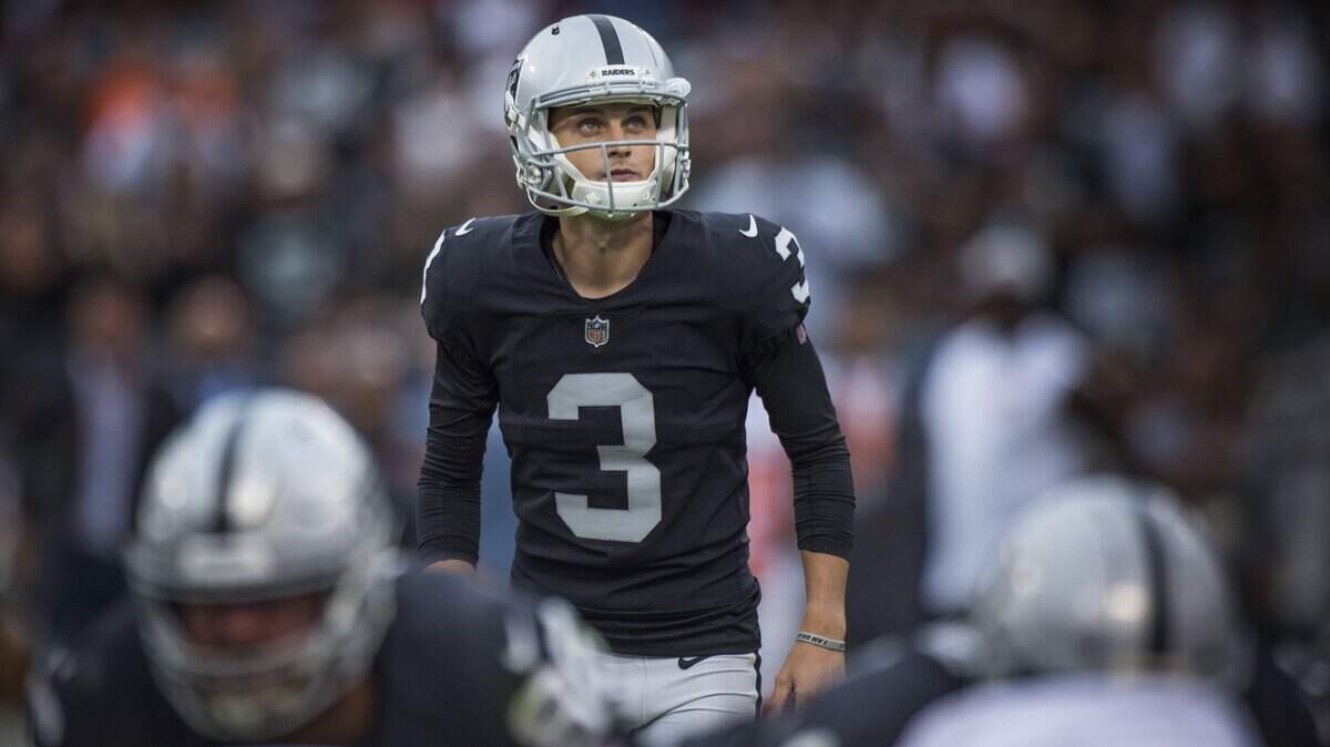 The Raiders have waived kicker Matt McCrane, Bay Area News Group reported Tuesday. The rookie will be replaced by another first-year player in Daniel Carlson, who was waived by the Minnesota Vikings in September.