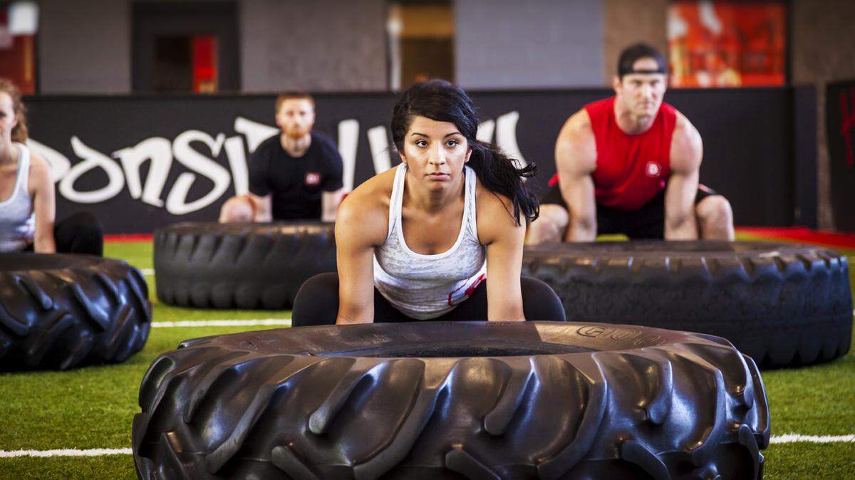 A woman exercises at a D1 Training facility in Nashville. The chain plans to open a facility in Roseville in December.
